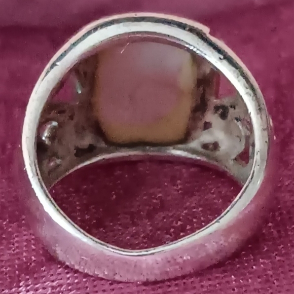 925 Silver Vine Cut Out Stone Ring - Picture 2 of 9